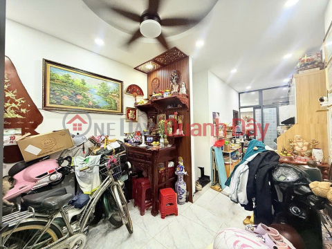 D1745 ️ Giảm 100tr! sát cầu vượt Nguyễn Thái Sơn, SHR, Vuông, 3.3x10m, 4.x tỷ _0