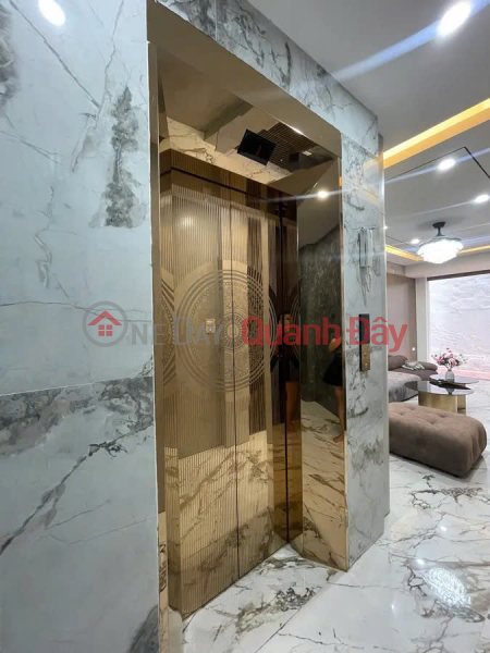 NEW HOUSE IN CAR-ACCESSABLE ALLEY, Dam Quang Trung Street, 44m2 X 5 floors, 3.5m frontage, 9.6 billion Long Bien Sales Listings