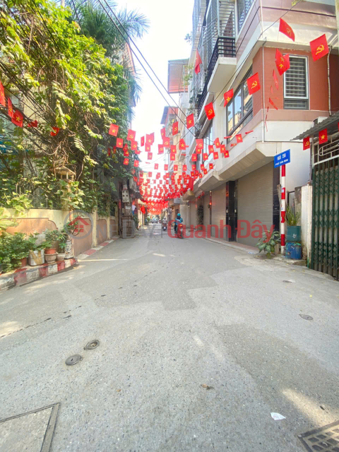 Cho thuê nhà 50m² x 1,5 tầng ngõ 143 Nguyễn Chính 6 triệu. làm kho, điện lạnh, nhôm kính _0