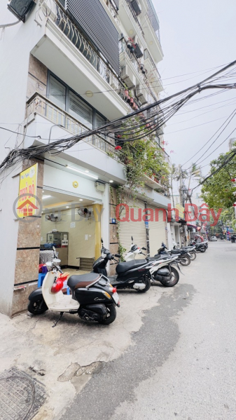 Hoàng Đạo Thành, lô góc 6 tầng xe tải tránh, kinh doanh sầm uất, thông tứ phia Niêm yết bán
