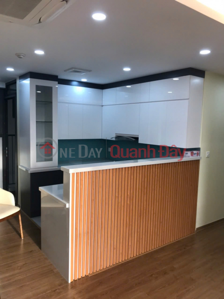 đ 12 tỷ | GĐ thiện chí bán căn 3 ngủ 95m2 view hồ, giá trao đổi tại tòa C3 Vinhomes D\'capitale