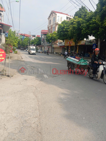 Property Search Vietnam | OneDay | Residential, Sales Listings Affordable investment opportunity. Land plots in Vo Van Kiet Street, Me Linh District. Area 100m2. Under 1.5 billion VND.