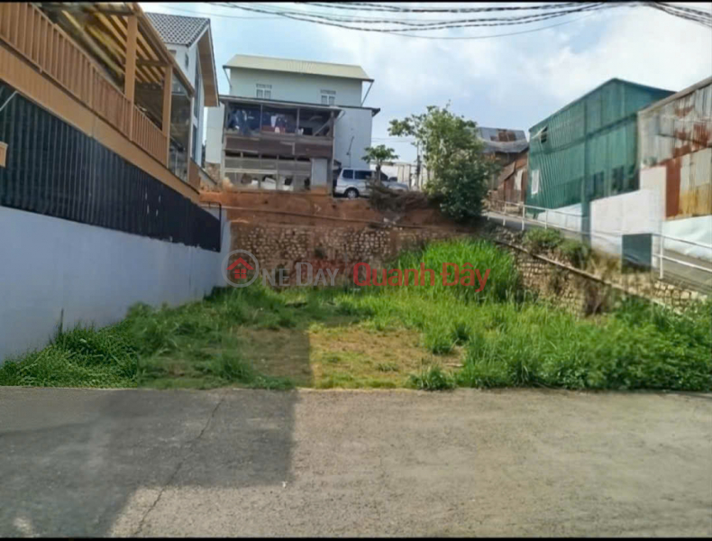 VILLA LAND FOR SALE 214M2 PRICE 7 BILLION NEGOTIABLE CAO THANG ALLEY Sales Listings
