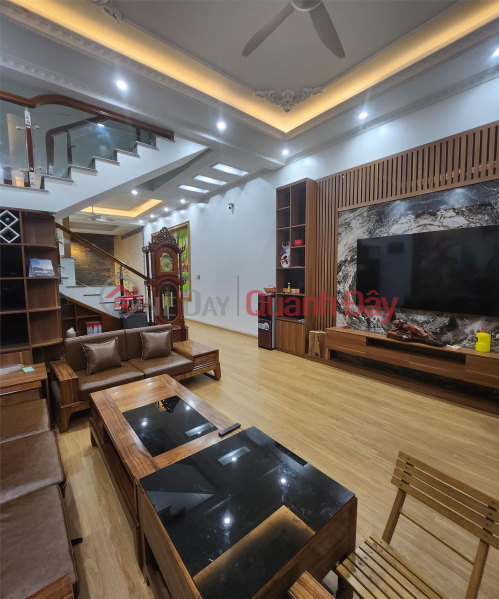 BEAUTIFUL LOCATION HOUSE - GOOD PRICE - For Quick Sale 3-storey House MB 530 Thanh Hoa City Sales Listings