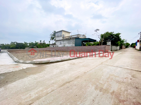 Selling to recover capital plot of land near Binh Giang Hai Duong industrial park. _0