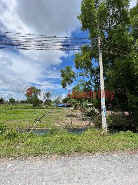 Chính chủ cần bán gấp lô đất đẹp tại ấp Bình Tiền 2, xã Đức Hoà Hạ, Đức Hoà, Long An. Niêm yết bán