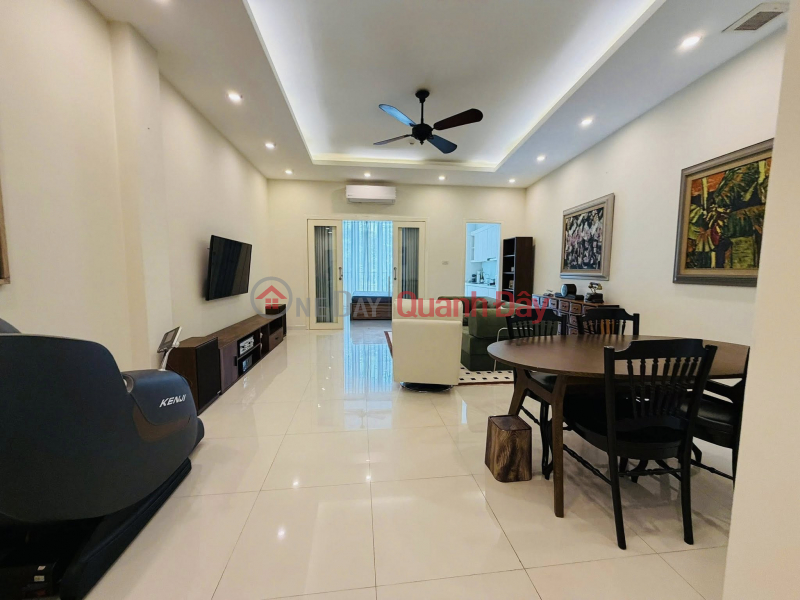 (Chính chủ) bán gấp căn nhà cực hiếm trên phố Hàng Vôi – mặt tiền rộng 5.5m2 – nhà xây 5 tầng, 70m2, 63.5 tỉ Việt Nam, Bán | đ 63,5 tỷ