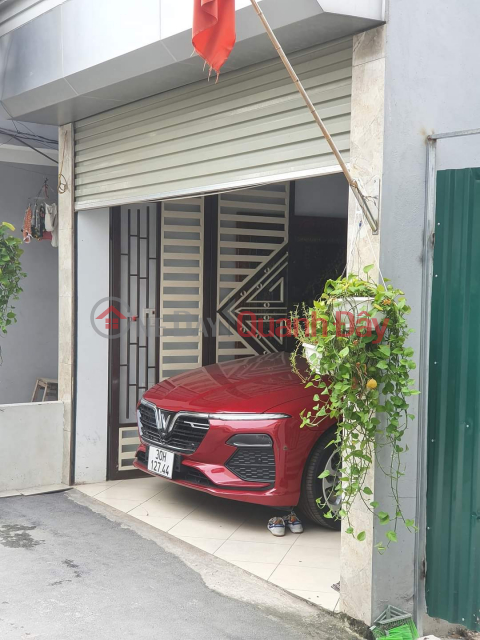 House for sale in Nguyen Phong Sac, garage, 2 cars can avoid, 30m to the street, office and spa business, 64m - 15.5 billion _0