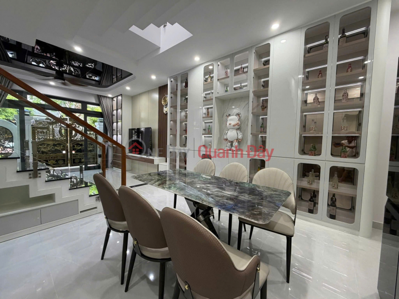 Biệt Thự 2 tầng đường 5m5 Hoà Minh - Gần biển, Việt Nam | Bán đ 6,99 tỷ