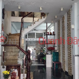 Nhà riêng trước mặt DT 100m2, Lý Chiêu Hoàng, Ngay Bình Phú, Q,6. Ngang 3.9x26m. 4 tầng(5PN),Chỉ nhỉnh xíu _0