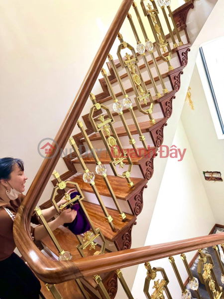 I'm renting out a house, 91m2 - 5 floors, located on Ly Thuong Kiet, Ba Trieu, Ngo Quyen streets - 28 million VND. Vietnam Rental, đ 28 Million/ month
