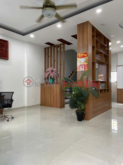 NHÀ VỊ TRÍ ĐẸP PHƯỜNG BẮC NHA TRANG- CÁCH BIỂN 400M. _0