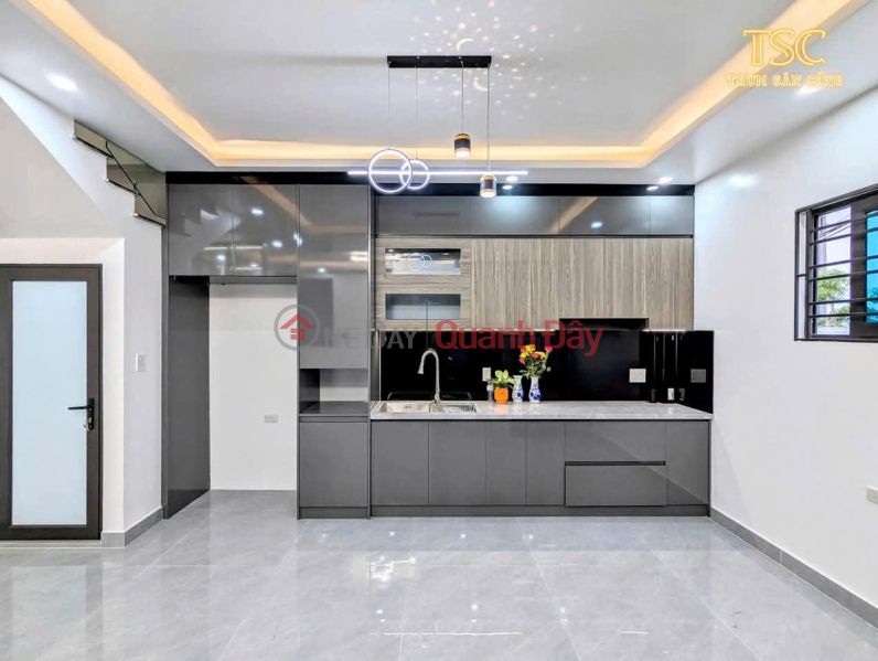 đ 3.45 Billion | House for sale in Khuc Thua Du alley, 45m, 4 floors, brand new, independent, Price 3.45 billion