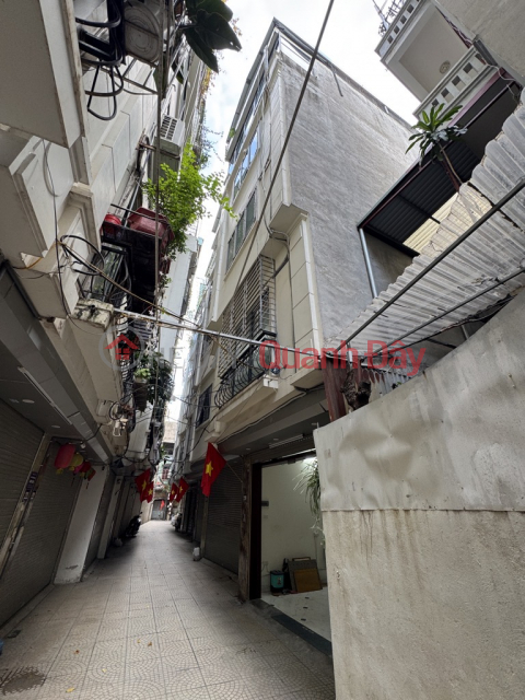 EXTREMELY RARE KIM GIANG HOUSE 36m2 x 5 floors close to the street, car access, 2 permanently open sides only 8.5 billion _0