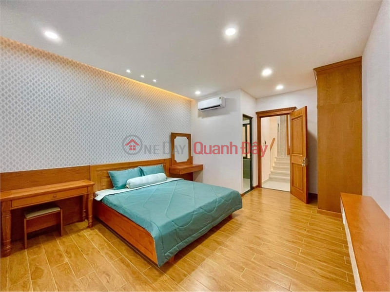 đ 11.5 Billion Beautiful 5-Floor Elevator House Fully furnished. Vip Synchrony Area Nguyen Tu Gian, Go Vap