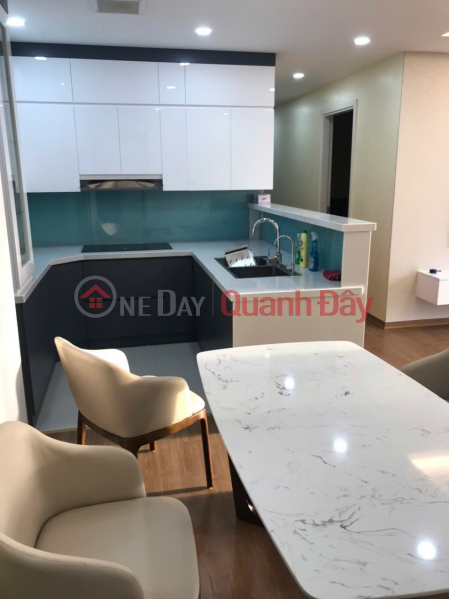 Property Search Vietnam | OneDay | Nhà ở | Niêm yết bán GĐ thiện chí bán căn 3 ngủ 95m2 view hồ, giá trao đổi tại tòa C3 Vinhomes D\'capitale