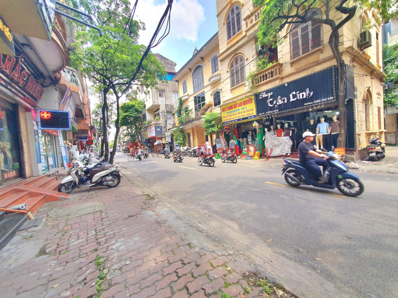 URGENT SALE OF HOUSE ON LE HONG PHONG STREET, VIP HA DONG - TOP BUSINESS - WIDE SIDEWALK, NEAR HA DONG MARKET GATE - | Vietnam, Sales đ 30.56 Billion