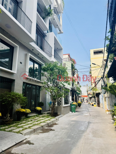 đ 8,3 tỷ **Bán nhà HXH Cộng Hoà, p13, Tân Bình (4,5*18) Ga T3 - Metro số 2