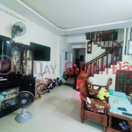 ► House near Nguyen Van Thoai street, close to the Sea, 82m2, 3 hard floors, 7.x billion _0