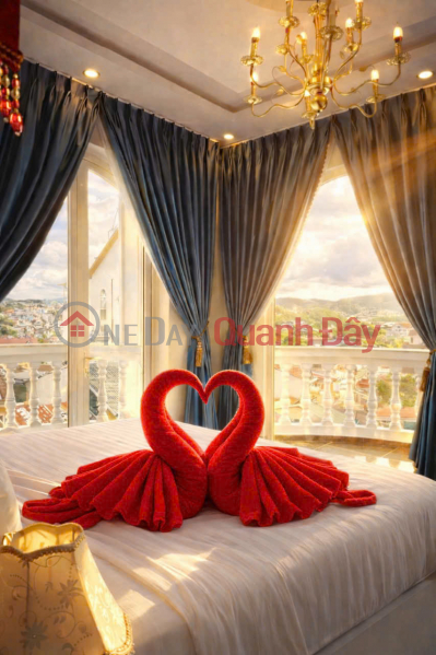 đ 60 Million/ month, Villa for rent: 7 bedrooms, fully furnished with high-end furniture, parking space, price 60 million VND, located on Kim Dong Street, Da Lat.