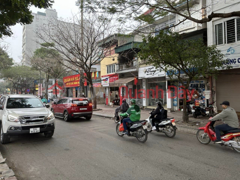 HOUSE FOR SALE ON THANH XUAN STREET - NEAR SO INTERSECTION - 70M2, 4 FLOORS, SIDEWALK, FOR BUSINESS, PRICE 22.X BILLION _0