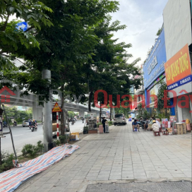 House for sale on Pham Van Dong Street, Cau Giay District. 240m Frontage 12m Approximately 28 Billion. Commitment to Real Photos. Homeowner Thien Chi _0