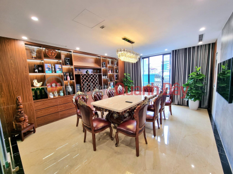 Nguyen Van Cu townhouse for sale, 6 floors, elevator, 3 steps to the street, beautiful and sparkling house. _0