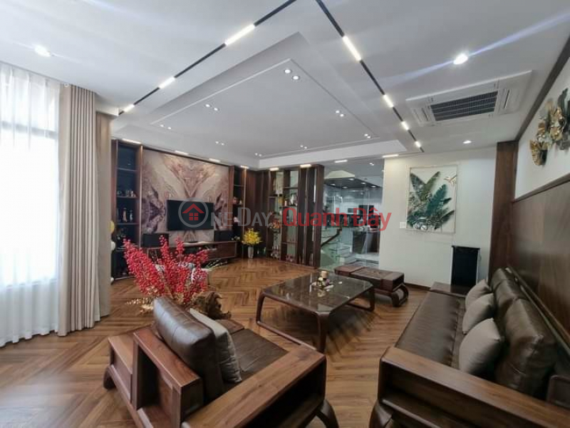 đ 15.9 Billion | 6-FLOOR HOUSE ON NGUYEN VAN CU STREET - SUPER PRODUCT PLOT - 2-CAR GARAGE - ELEVATOR - SUPER WIDE FRONTAGE - FULL