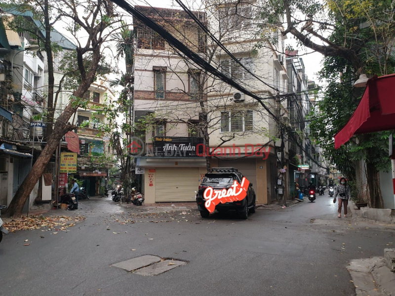 Thai Ha House for sale 68m x 2 Floors Mt 6.8m Cars Into the House Price 10.9 Billion. Sales Listings