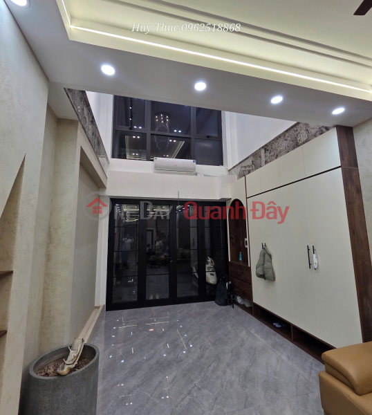 đ 18.5 Billion | NEW HOUSE WITH GARAGE, 7 FLOORS, ELEVATOR, Lam Ha - Long Bien, 45m2, Price 18.5 billion VND, Long Bien - Hanoi.