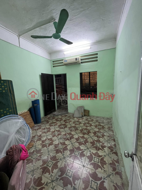 Small house for rent in De La Thanh, 36m2, 2 floors, 2 bedrooms, 2 bathrooms, 8 million\/month _0