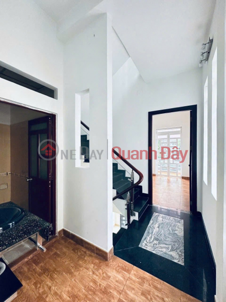 đ 10.9 Billion 5x20m square house - Corner lot, no road boundary - Pham Van Chieu high-rise area - only 10.9 billion