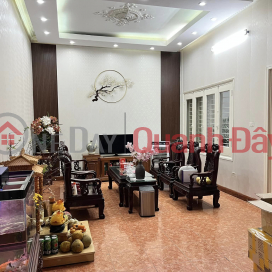 Bán nhà Trung Văn Đại Linh Văn Nam Từ Liêm 40m 4 tầng 4 ngủ ngõ nông gần phố chỉ 4 tỷ lh 0817606560 _0