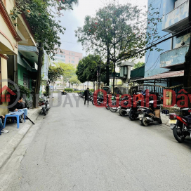 House 60m Front 5m Trung Kinh Street Sublot. Football Sidewalk. Cars Avoid Busy Business. Owner Needs Urgent Sale _0