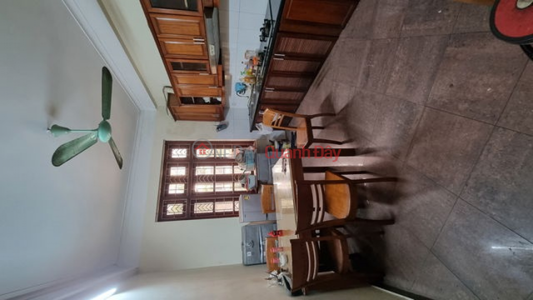 HOUSE FOR SALE ON DOAN KE THIEN STREET - CAU GIAY, HANOI Price: 25.5 billion Area: 52m² 5 floors Frontage nearly 4m Location Sales Listings