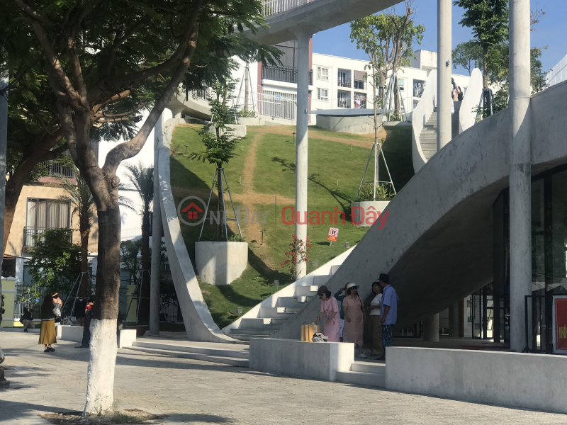 Property Search Vietnam | OneDay | Residential Sales Listings Selling 3-storey house with frontage right at Son Tra sports center 100m2 6 billion, good negotiation.