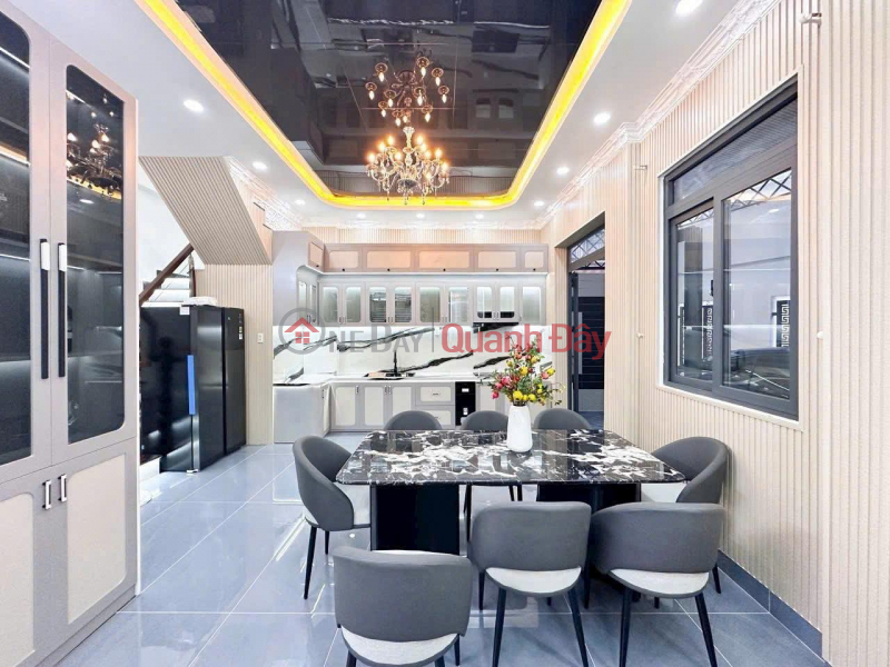 Corner house in a car-accessible alley off Huynh Tan Phat street, in a high-class residential area, priced at just over 8 billion VND. Vietnam Sales, đ 8.45 Billion