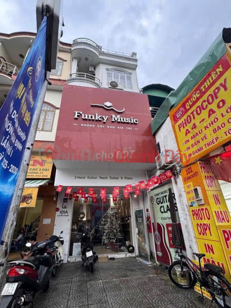 BEAUTIFUL HOUSE – GREAT PRICE Owner selling house at a good price, prime location in Gia Dinh ward, Binh Thanh district, Ho Chi Minh City. Sales Listings