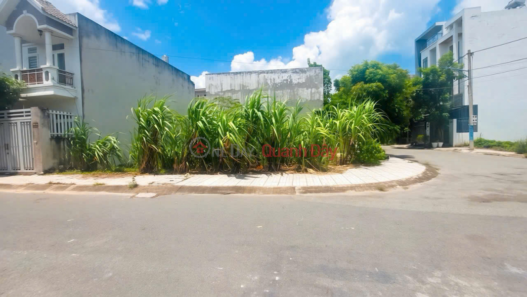 Property Search Vietnam | OneDay | Niêm yết bán, BÁN ĐẤT ĐỨC HOÀ TỈNH TÂY NINH - DT 93,6 M2 - SHR - 2TỶ050TR. LH:0903974577