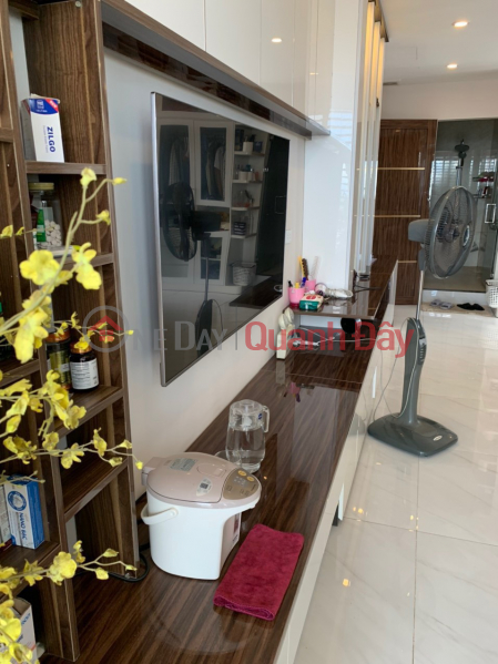 Thanh lý căn hộ SHP Plaza Lạch Tray, Hải Phòng, 200m2, tầng 26, view SVĐ Lạch Tray | Việt Nam | Bán | đ 8 tỷ
