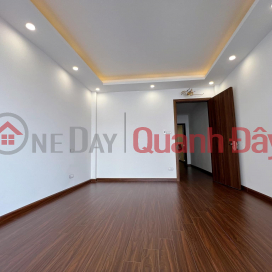 House for sale 51m2 Thuy Khue street, Tay Ho 2 Garage 6 floors Business 13.5 Billion VND _0