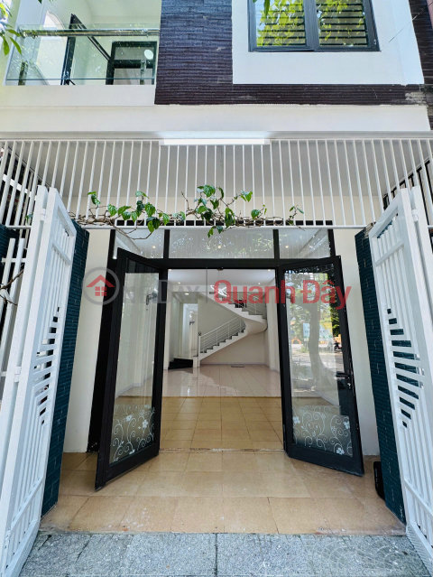 BEAUTIFUL 3-STORY HOUSE - LY DAO THANH STREET – SON TRA DISTRICT, 100M2 - 11.X BILLION VND _0