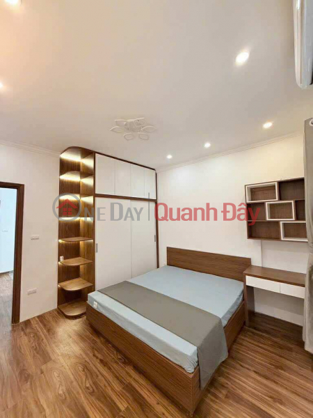 Hai Ba Trung Town, House on Alley, Car Parking Nearby, Business, 45m2 Over 9 Billion Vietnam | Sales | đ 9.8 Billion