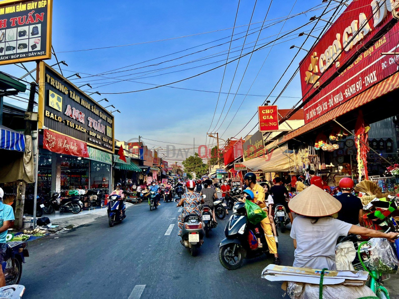 Property Search Vietnam | OneDay | Nhà ở Niêm yết bán Kẹt tiền bán gấp nhà Mặt tiền chợ Phú Thọ, kinh doanh cực tốt