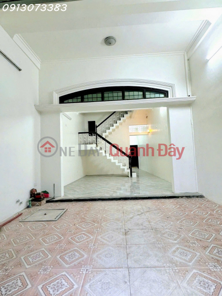 House for sale in Quan Nhan, Nhan Chinh, Thanh Xuan, area 69m2, 16 floors, house right on the street, car access, business. Sales Listings
