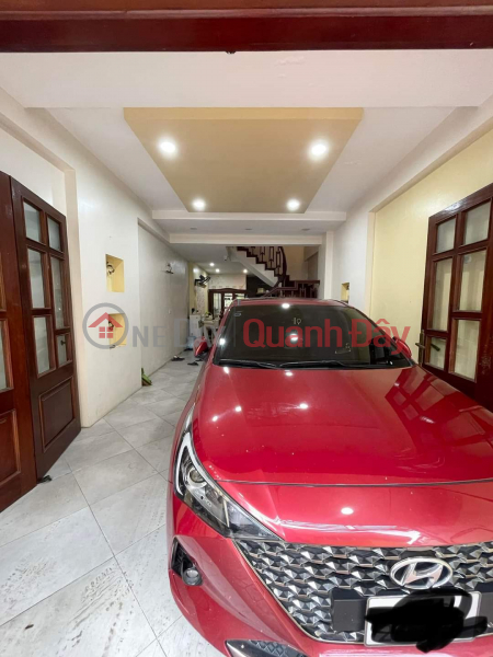 House for sale at 106 Hoang Quoc Viet divides staff, cars into the house, two sides of 75m car lane, 13 billion Sales Listings