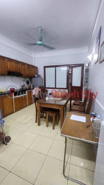 Cho thuê nhà nguyên căn ngõ 23 Xuân La, Tây Hồ, Hà Nội. 12tr/tháng. 5 tầng, 52m/tầng, 5 ngủ, 4 VS, 1 khách, 1 Việt Nam Cho thuê, đ 120 triệu/ tháng
