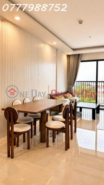 Owner selling The Rivana apartment, 101m², 3 bedrooms, 2 bathrooms, fully furnished, view of Binh Duong Highway. Sales Listings