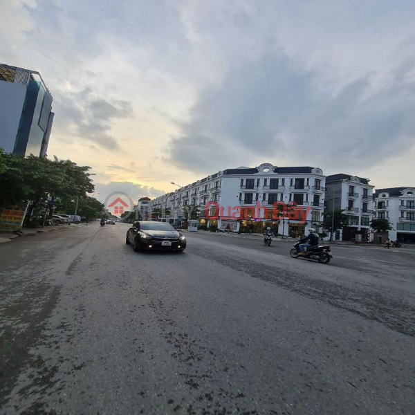 RESETTLEMENT LAND FOR SALE IN TRAU QUY - GIA LAM, 35 square meters, investment price. Contact 0989894845 Sales Listings