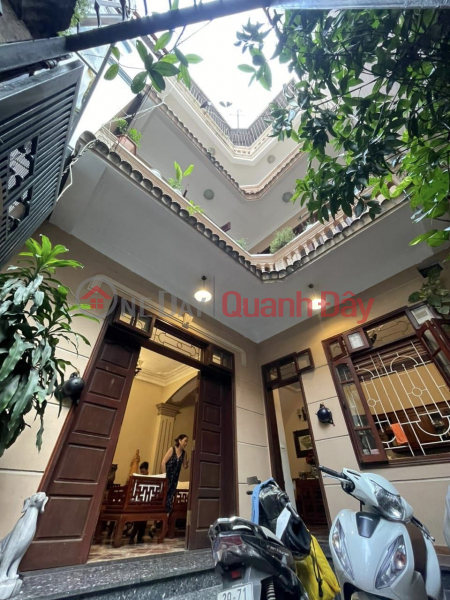 HOANG QUOC VIET HOUSE FOR SALE - RESIDENTIAL BUILDING - NEAR TOWN - QUIET - IN SUONG 74M 4T 10.6T Sales Listings